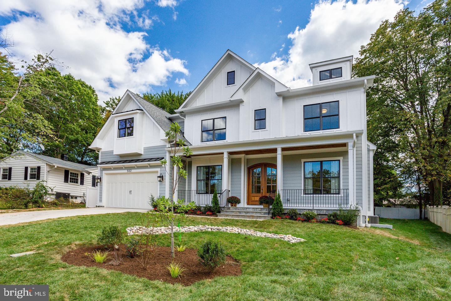 VIENNA WOODS - Residential