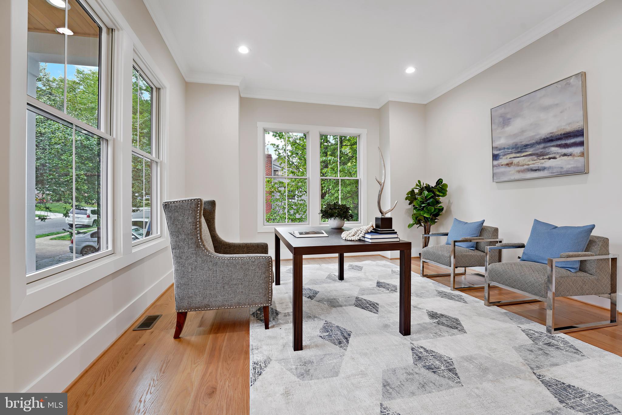 VIENNA WOODS - Residential