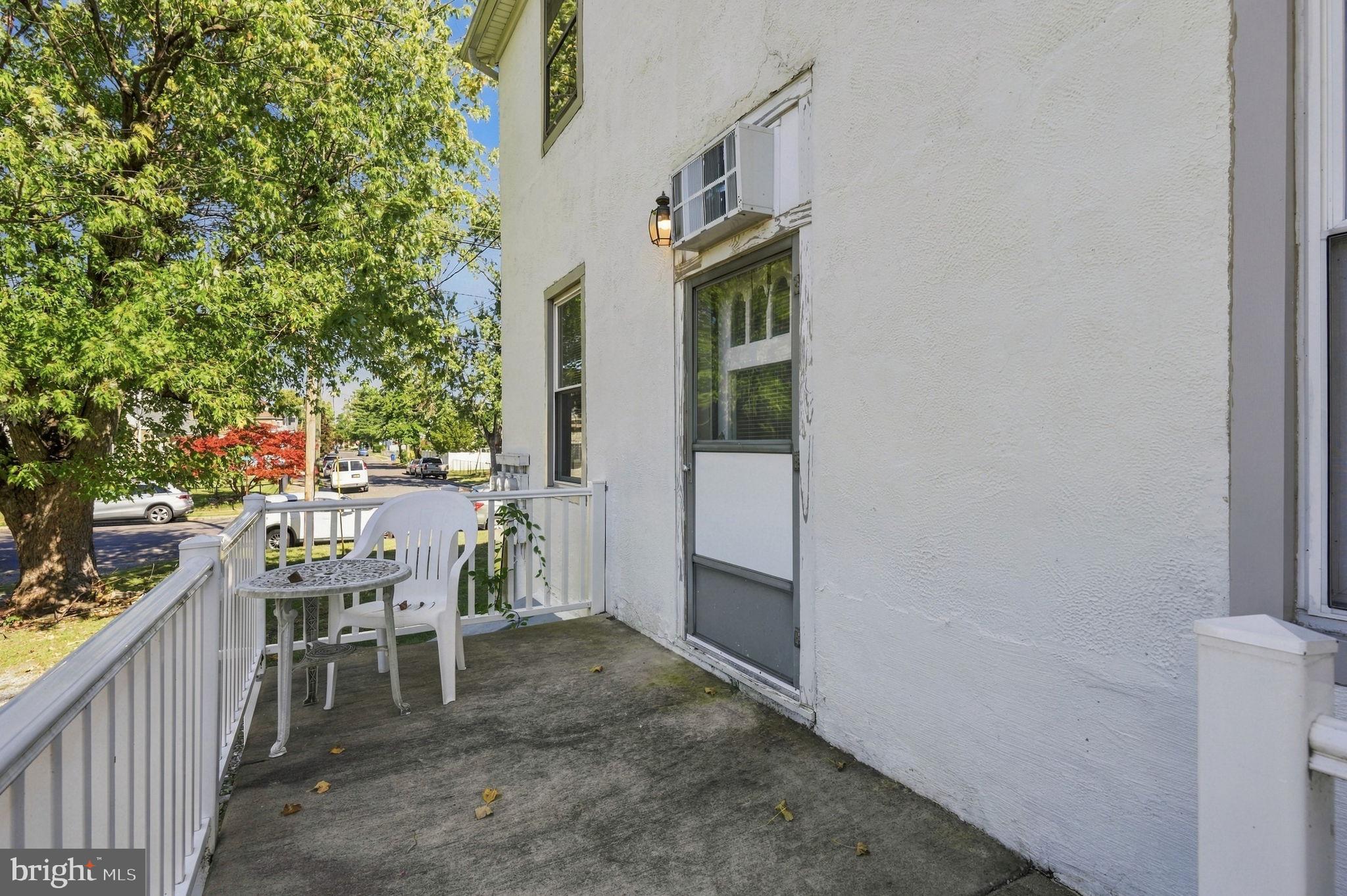 200 LEON AVENUE 1-A