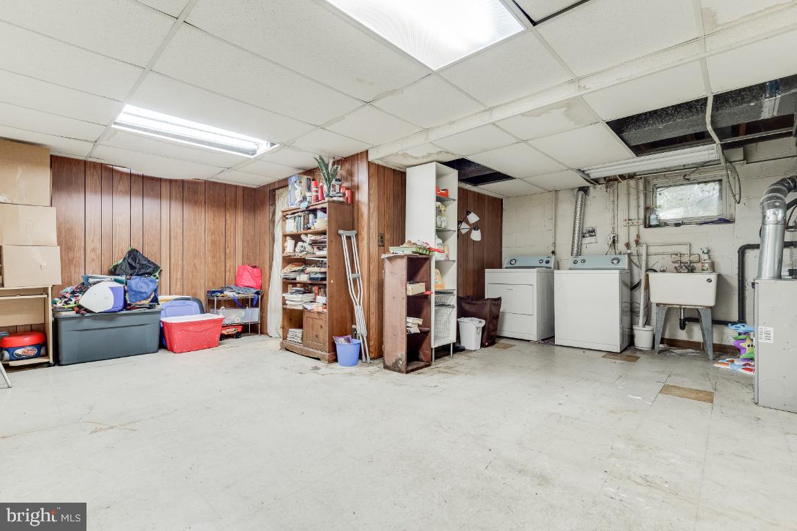 ORANGE HUNT ESTATES - Residential