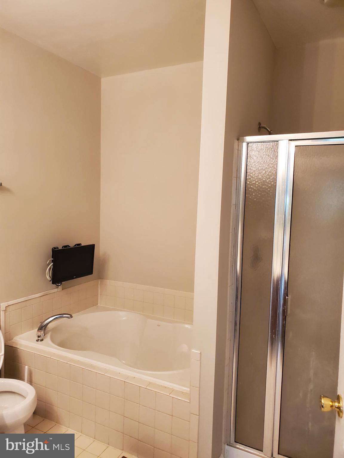 TOWN CENTER AT CAMP SPRINGS - Residential Lease