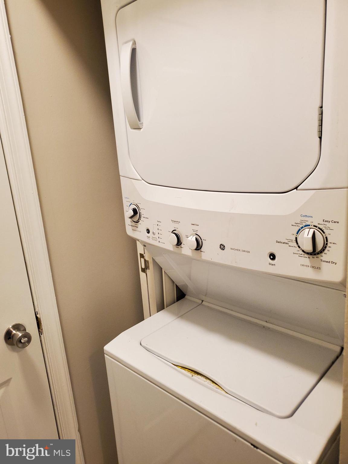 TOWN CENTER AT CAMP SPRINGS - Residential Lease