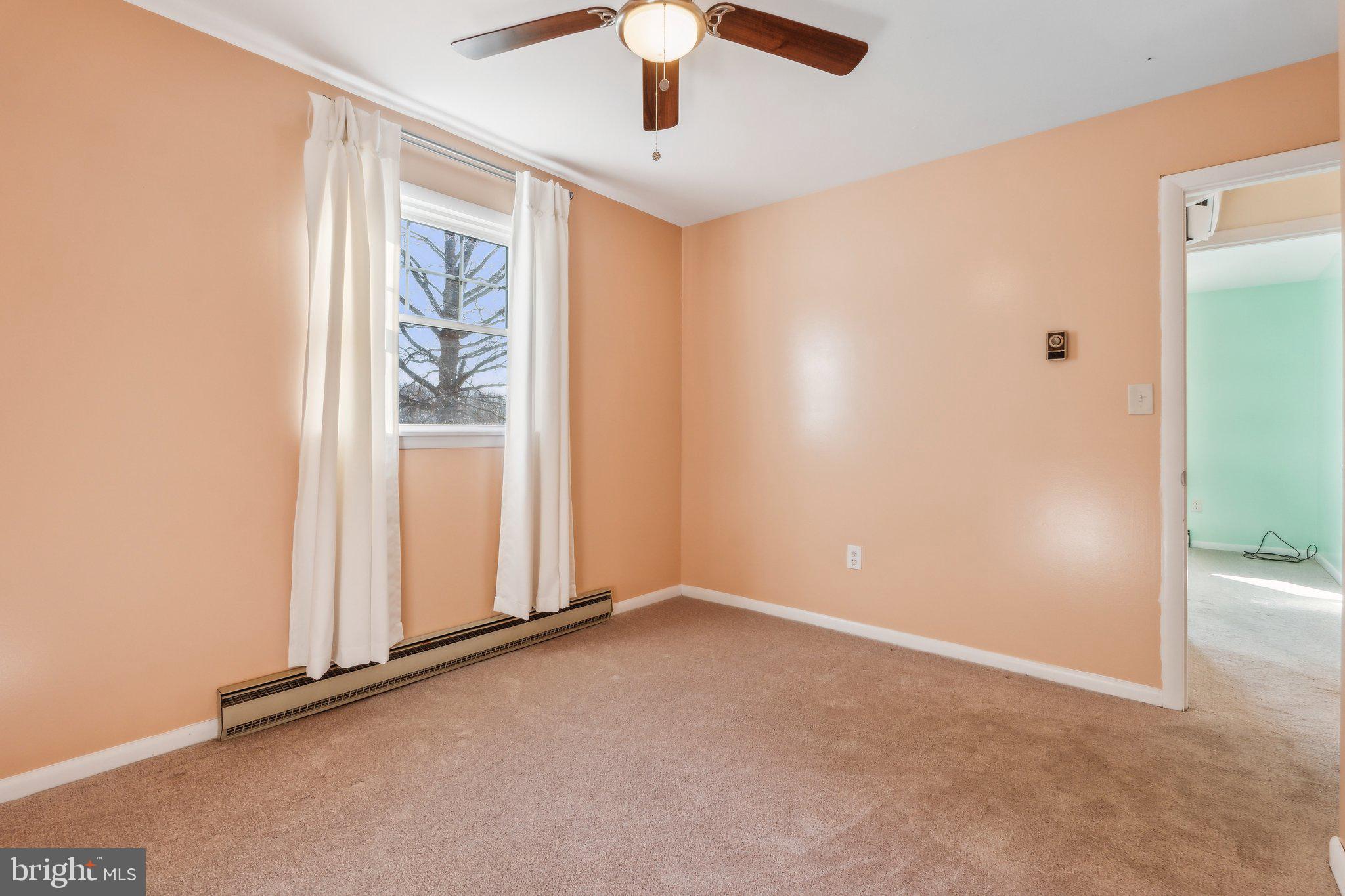 CHAPEL HILLS - Residential