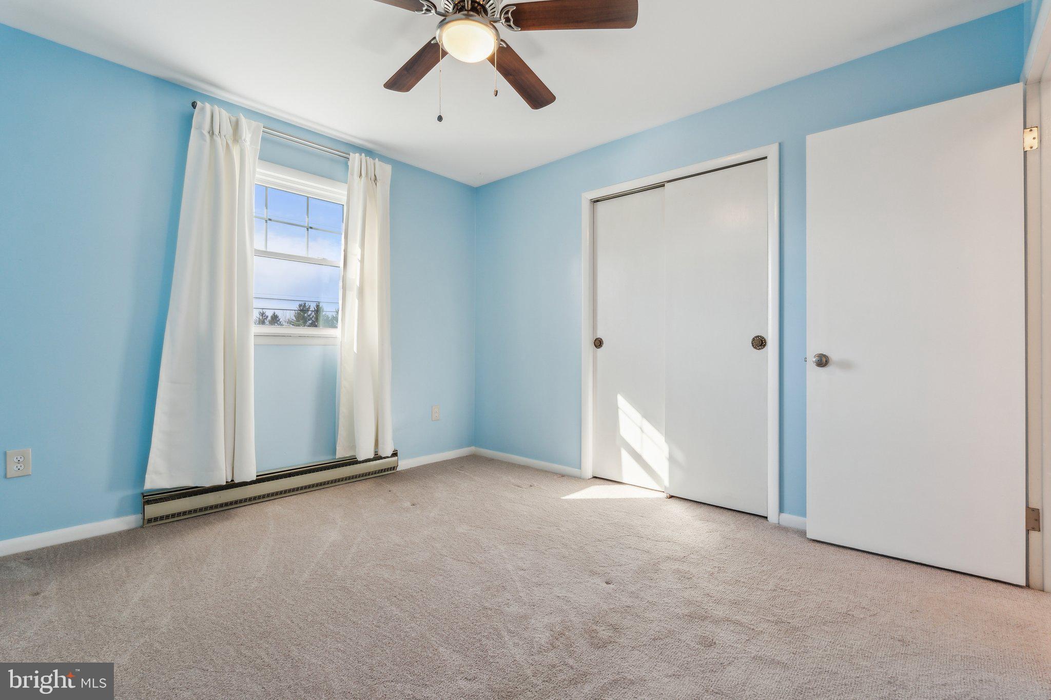 CHAPEL HILLS - Residential