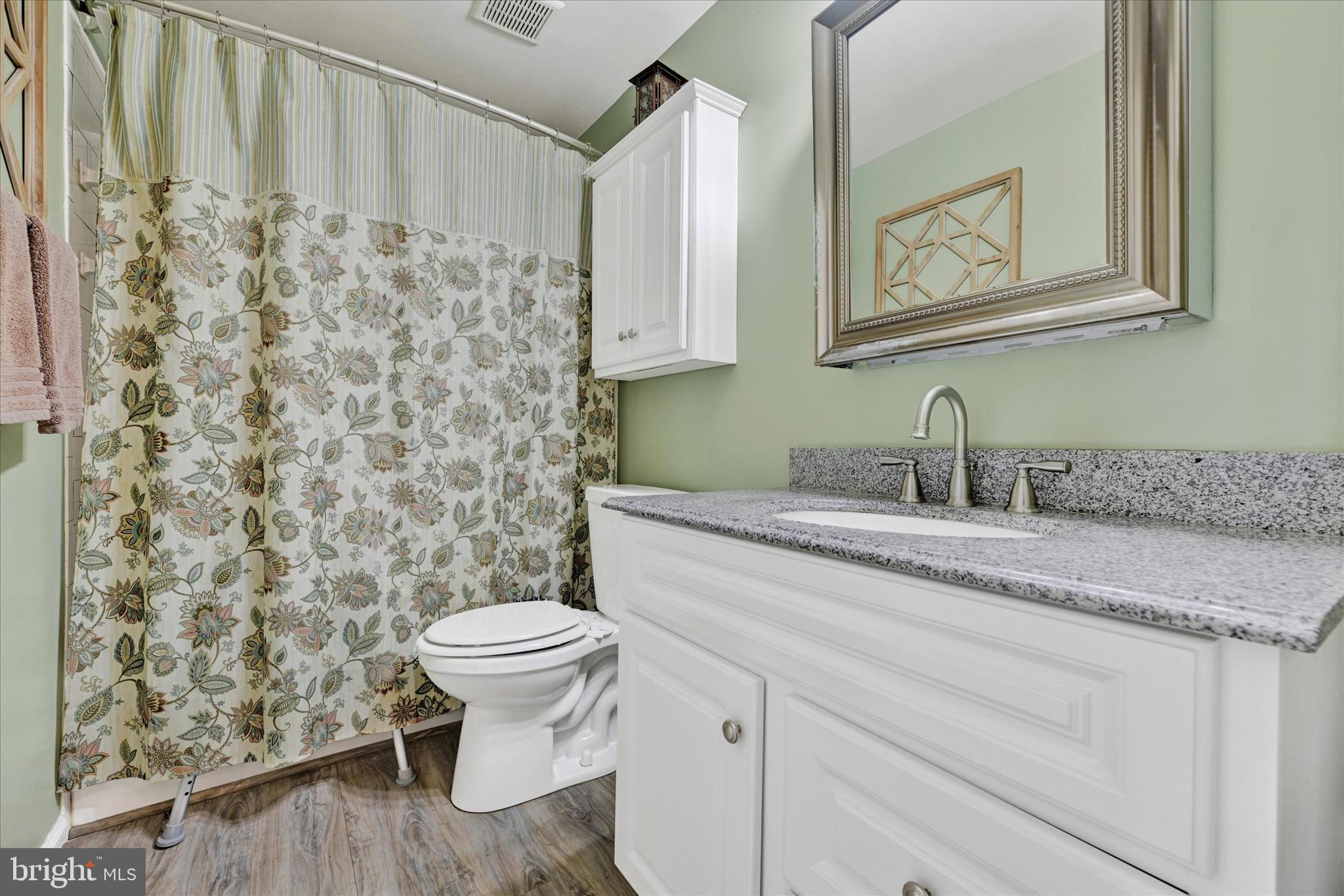 AMBERLY - Residential