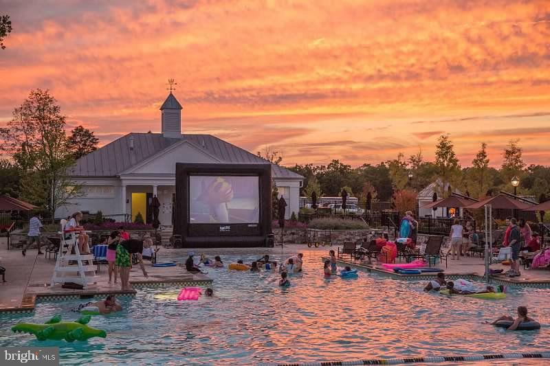 WILLOWSFORD AT THE GRANGE - Residential