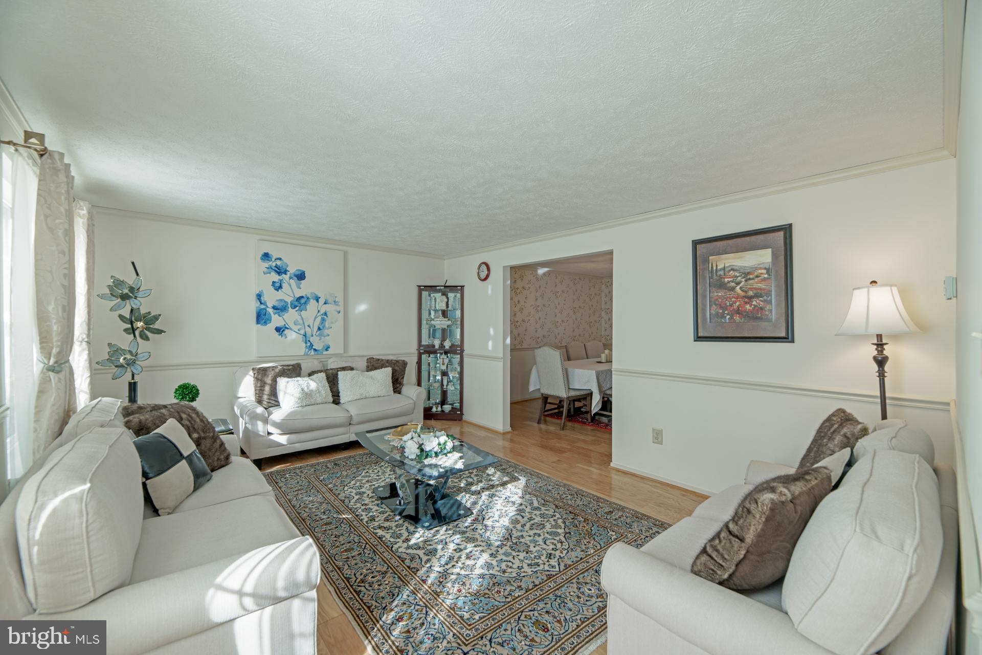 RESTON - Residential