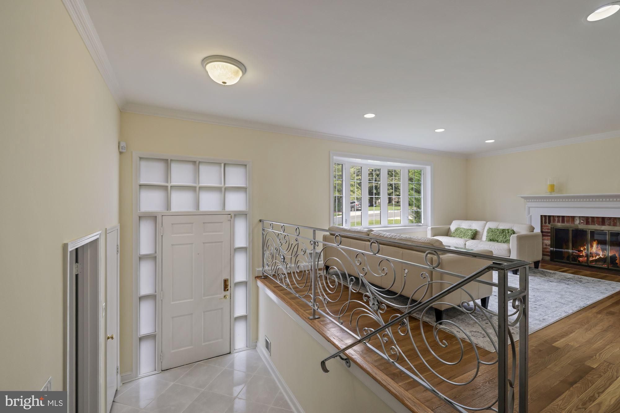 KENWOOD PARK - Residential