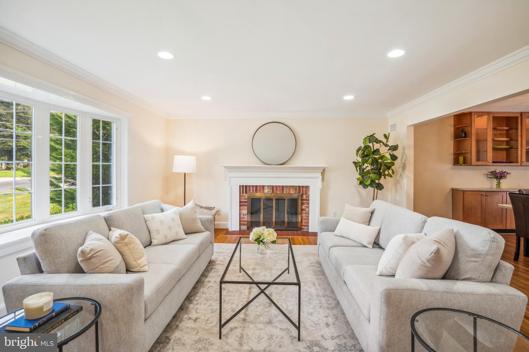 KENWOOD PARK - Residential