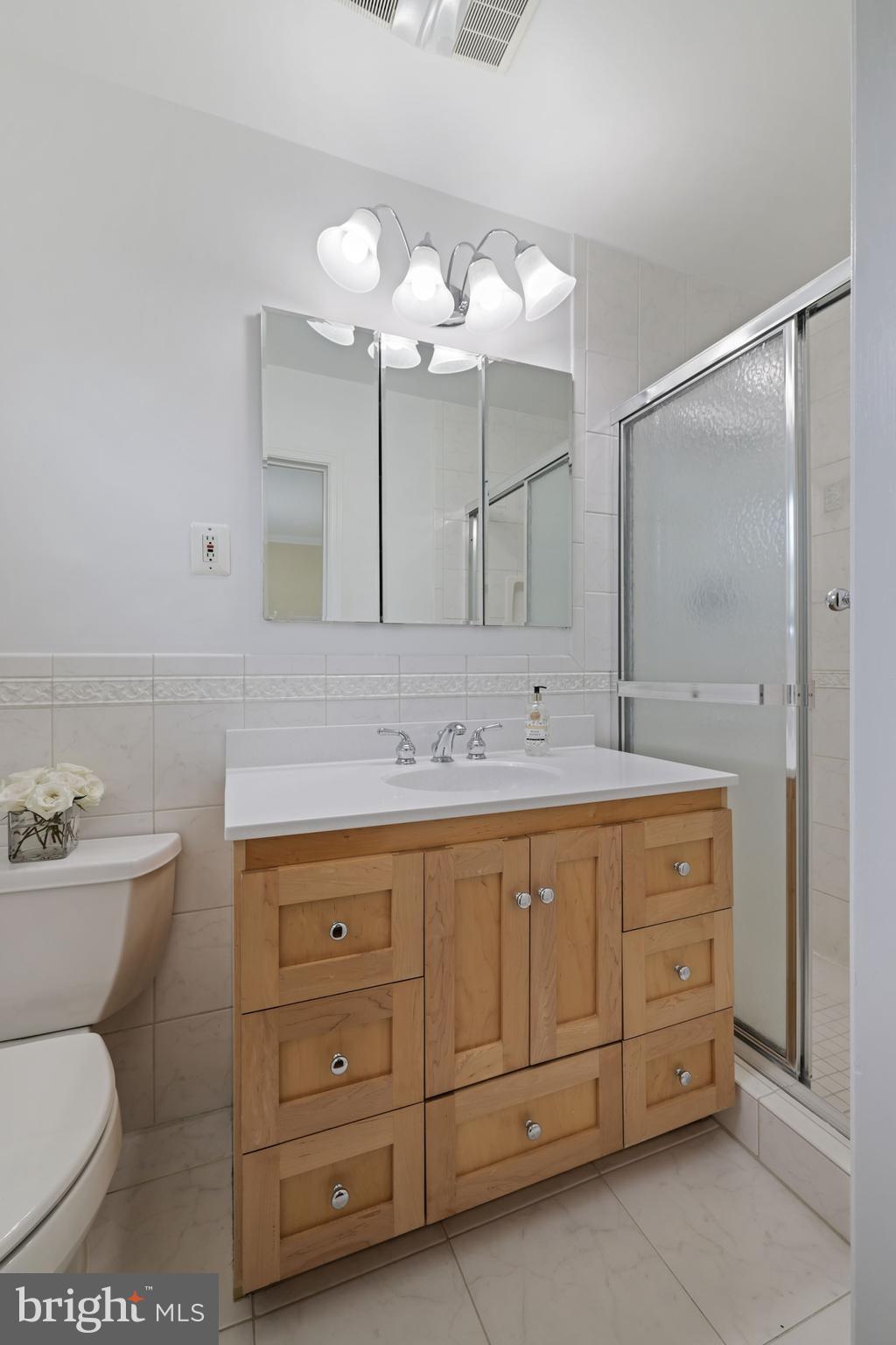 KENWOOD PARK - Residential