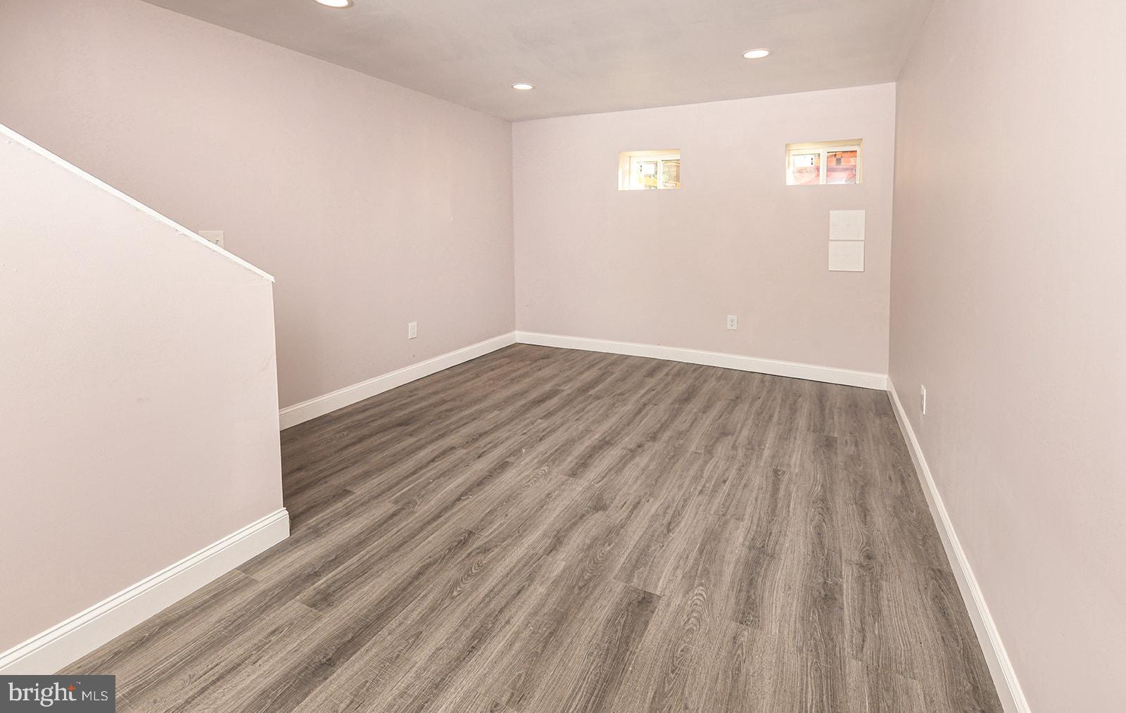 BIDDLE STREET - Residential