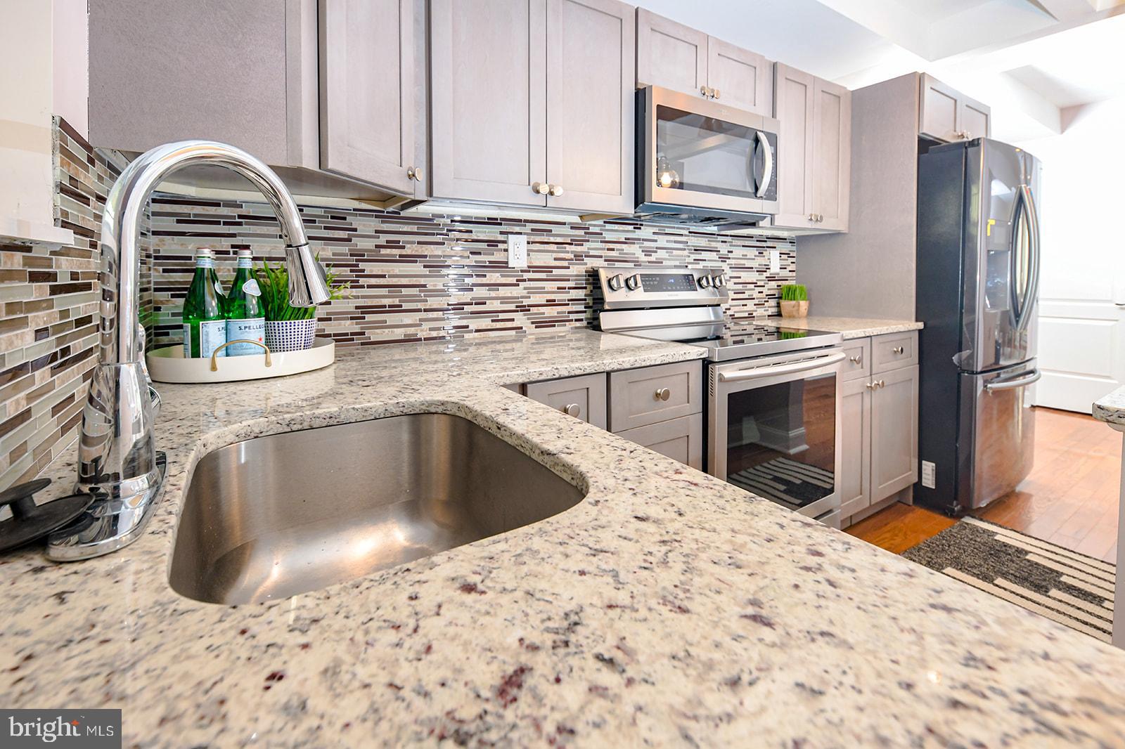 BIDDLE STREET - Residential