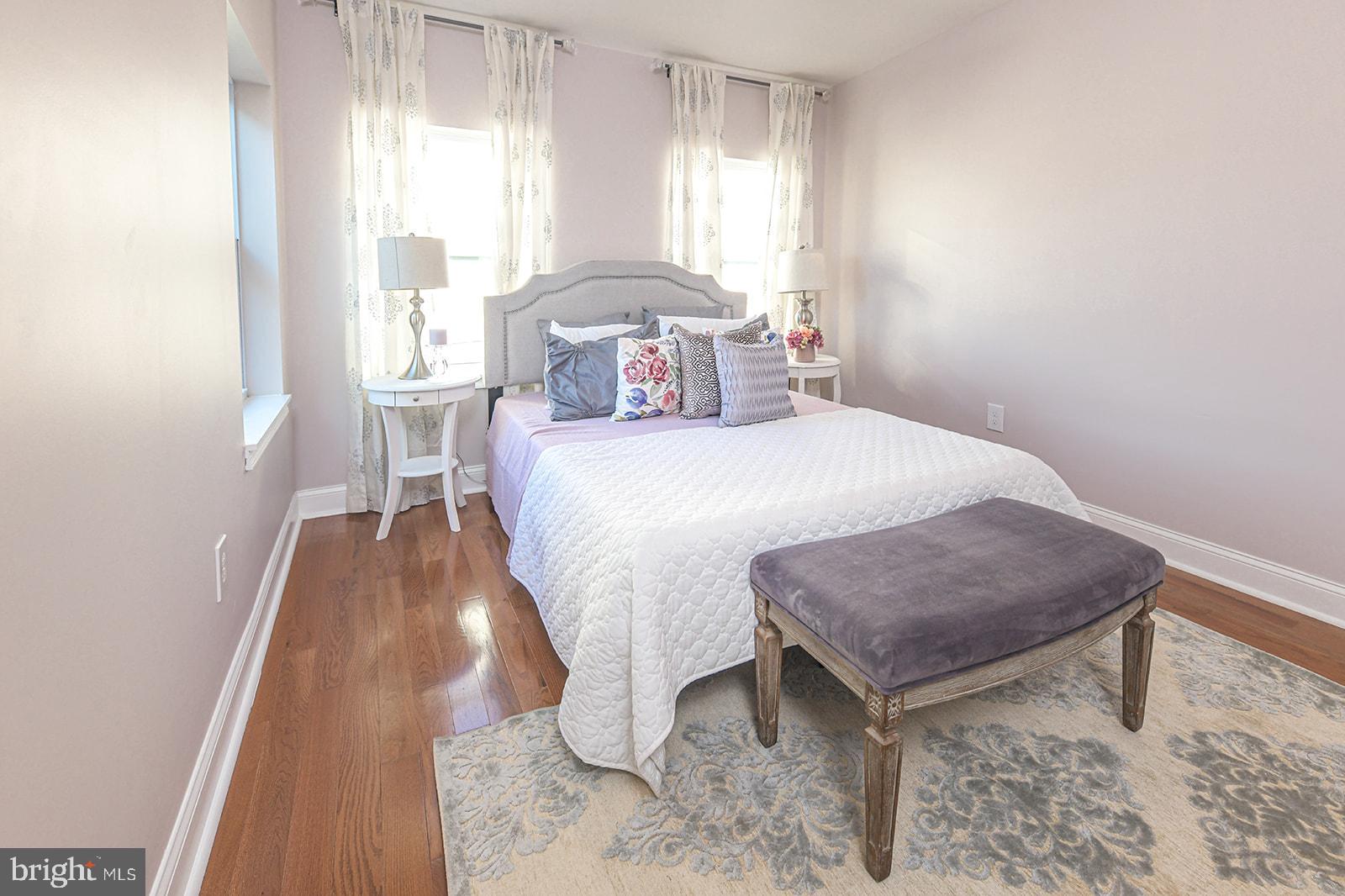 BIDDLE STREET - Residential