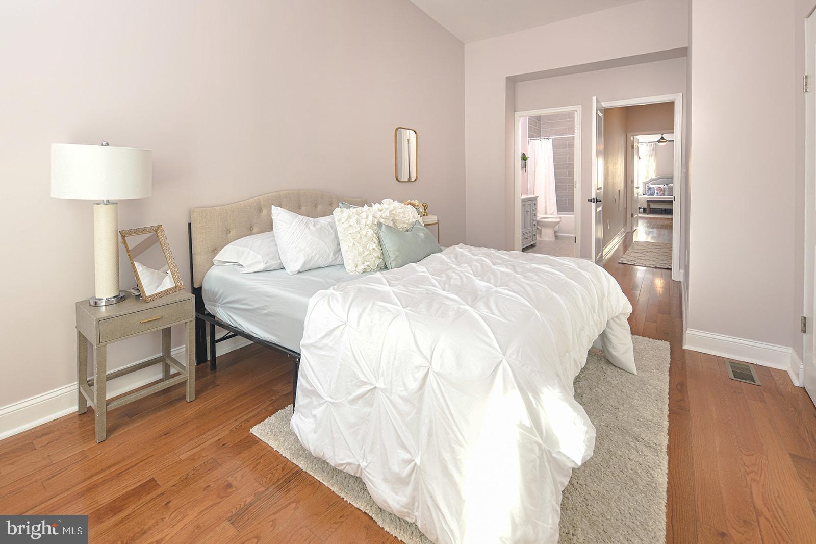 BIDDLE STREET - Residential