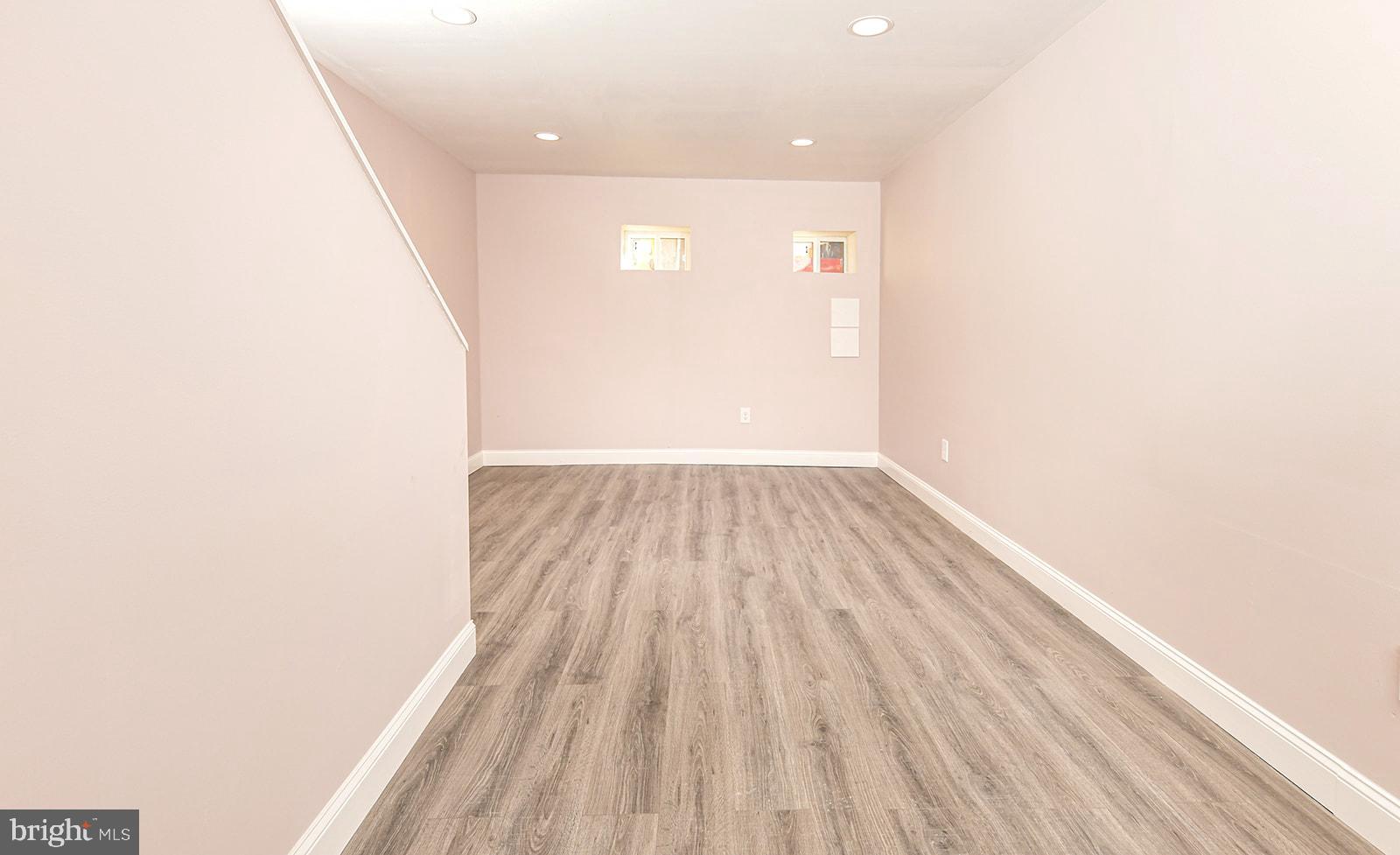 BIDDLE STREET - Residential