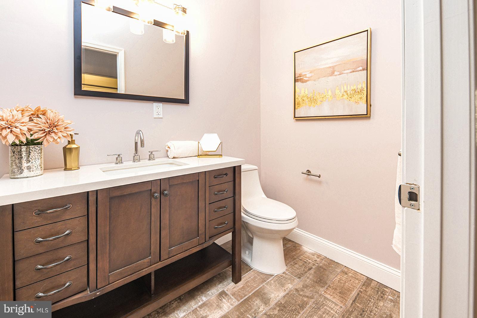 BIDDLE STREET - Residential