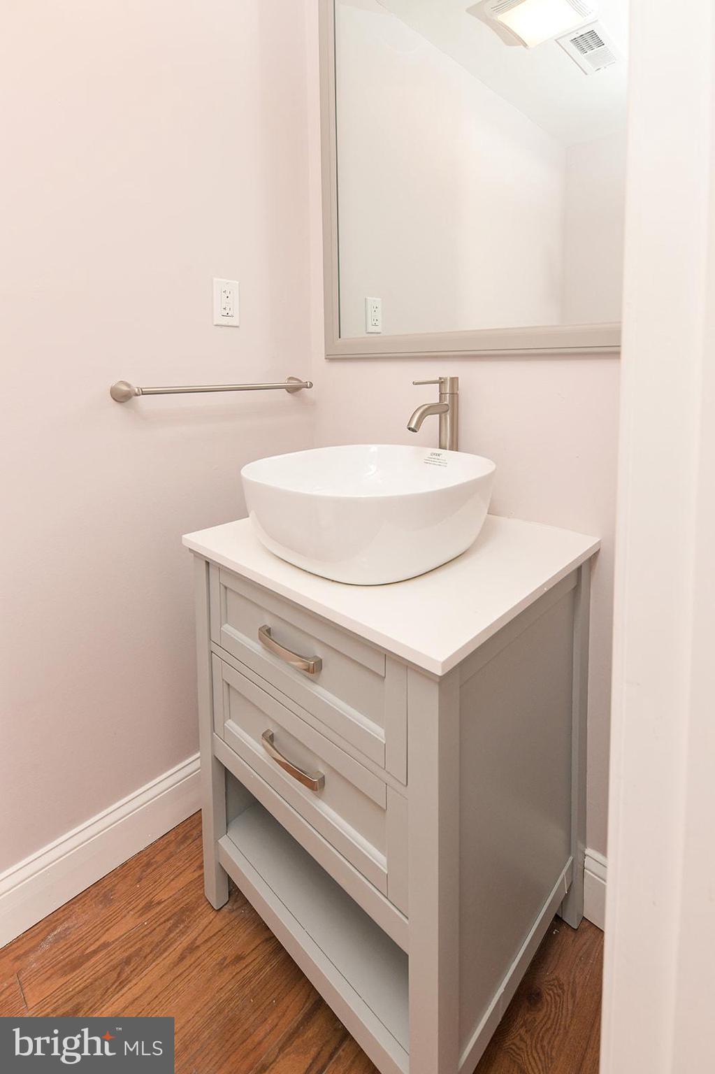 BIDDLE STREET - Residential