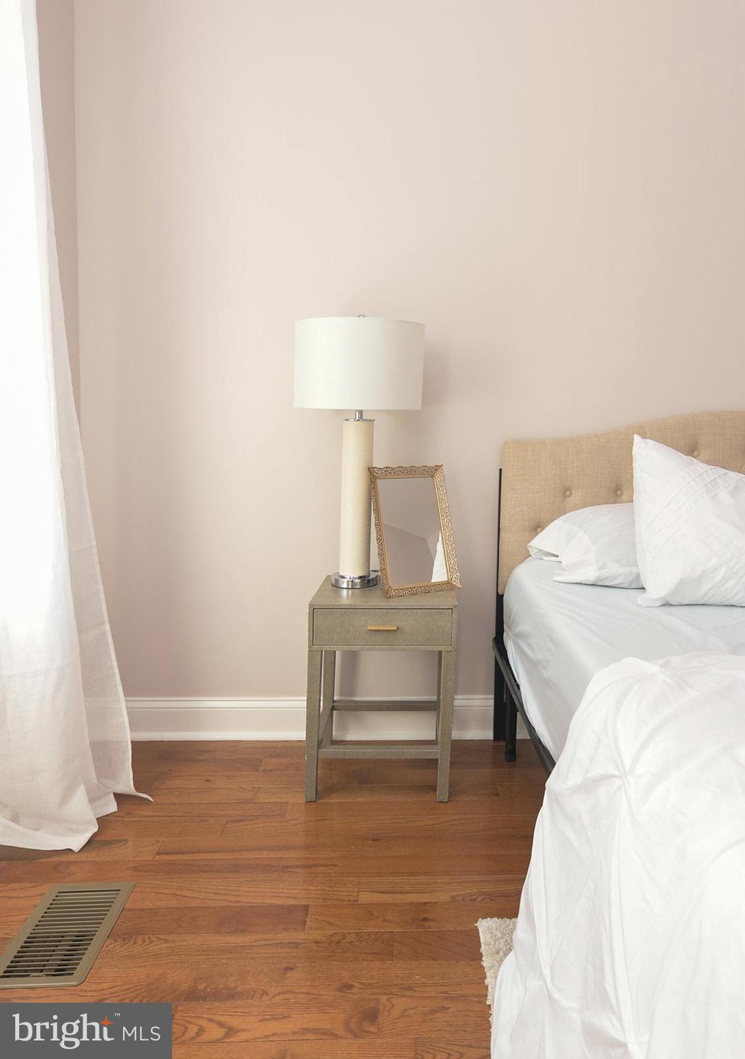 BIDDLE STREET - Residential