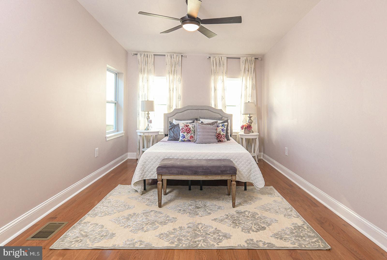 BIDDLE STREET - Residential