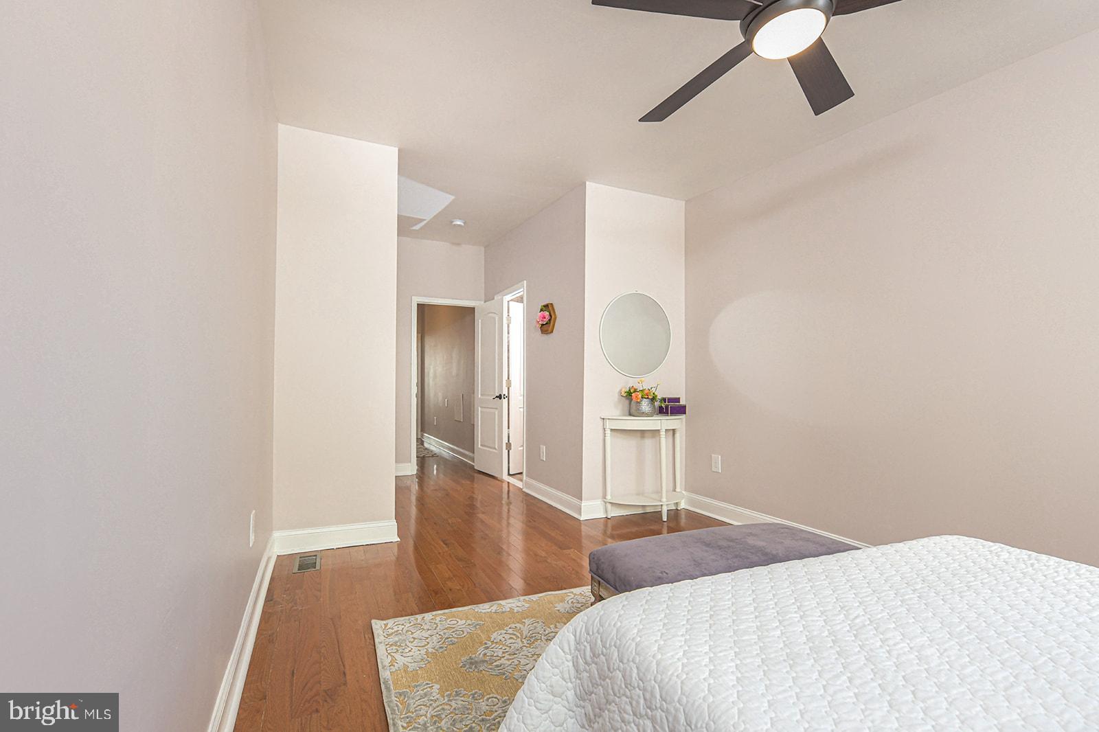 BIDDLE STREET - Residential