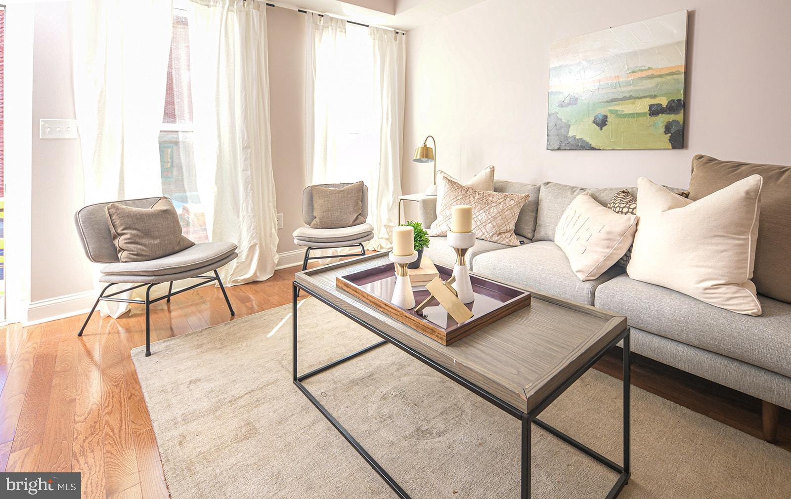 BIDDLE STREET - Residential