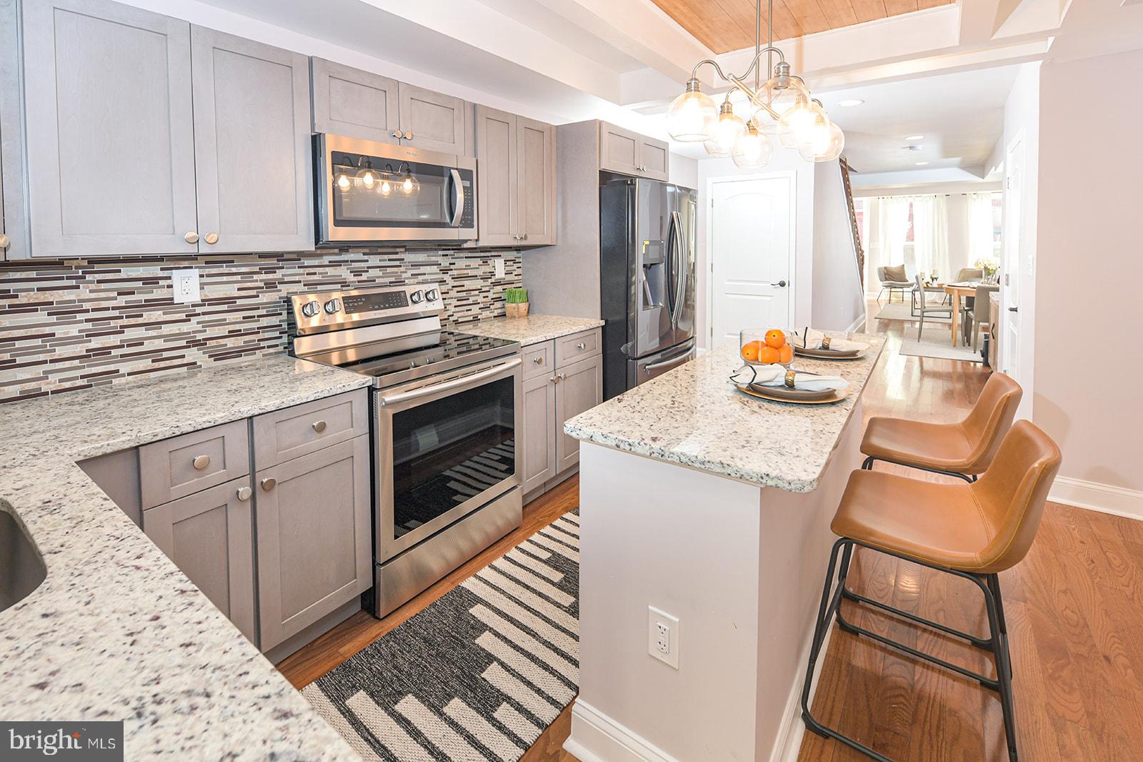 BIDDLE STREET - Residential