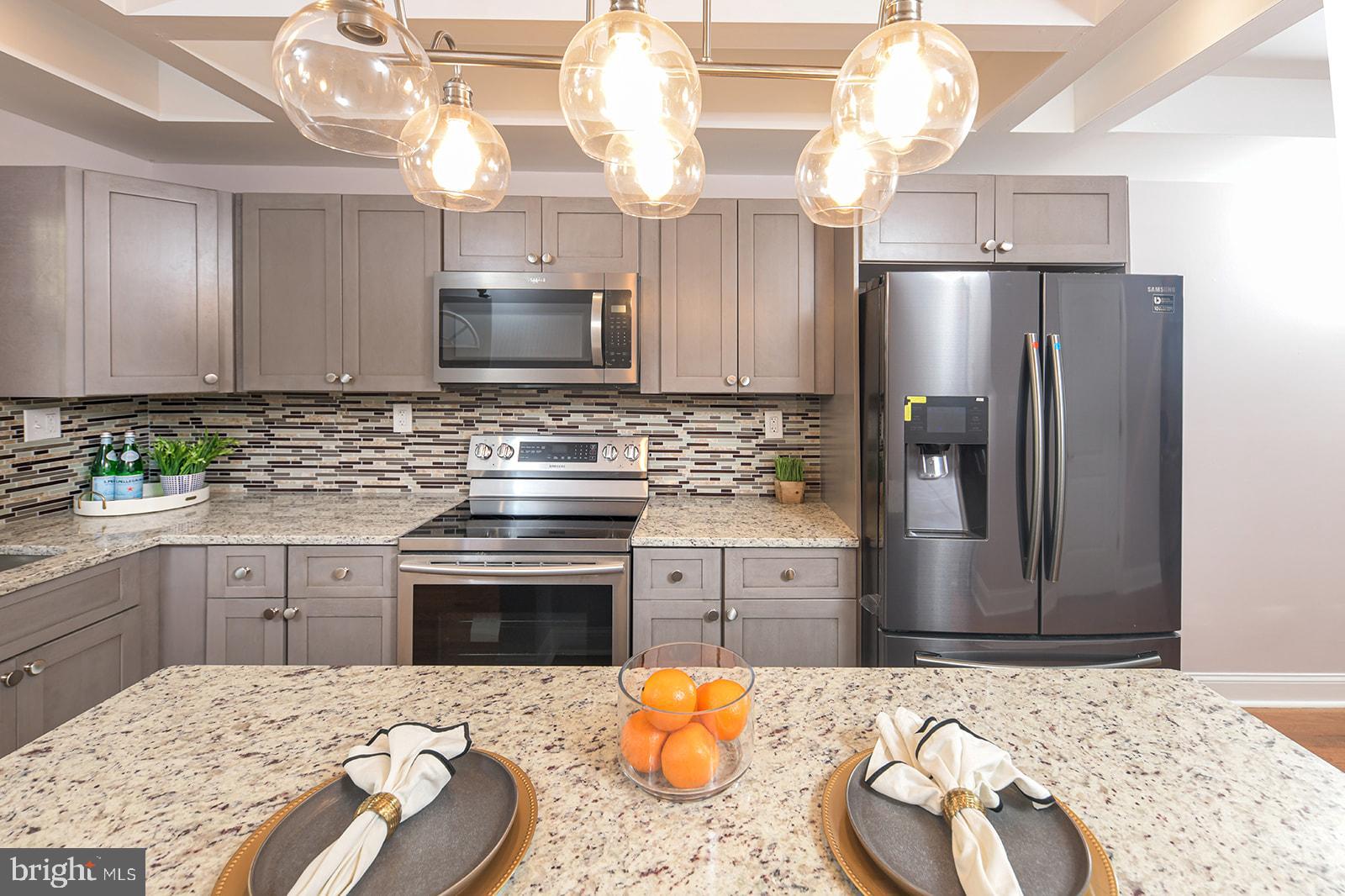 BIDDLE STREET - Residential