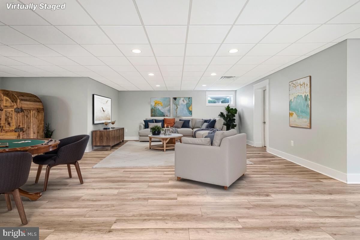 BAYVIEW MANOR ESTATES - Residential