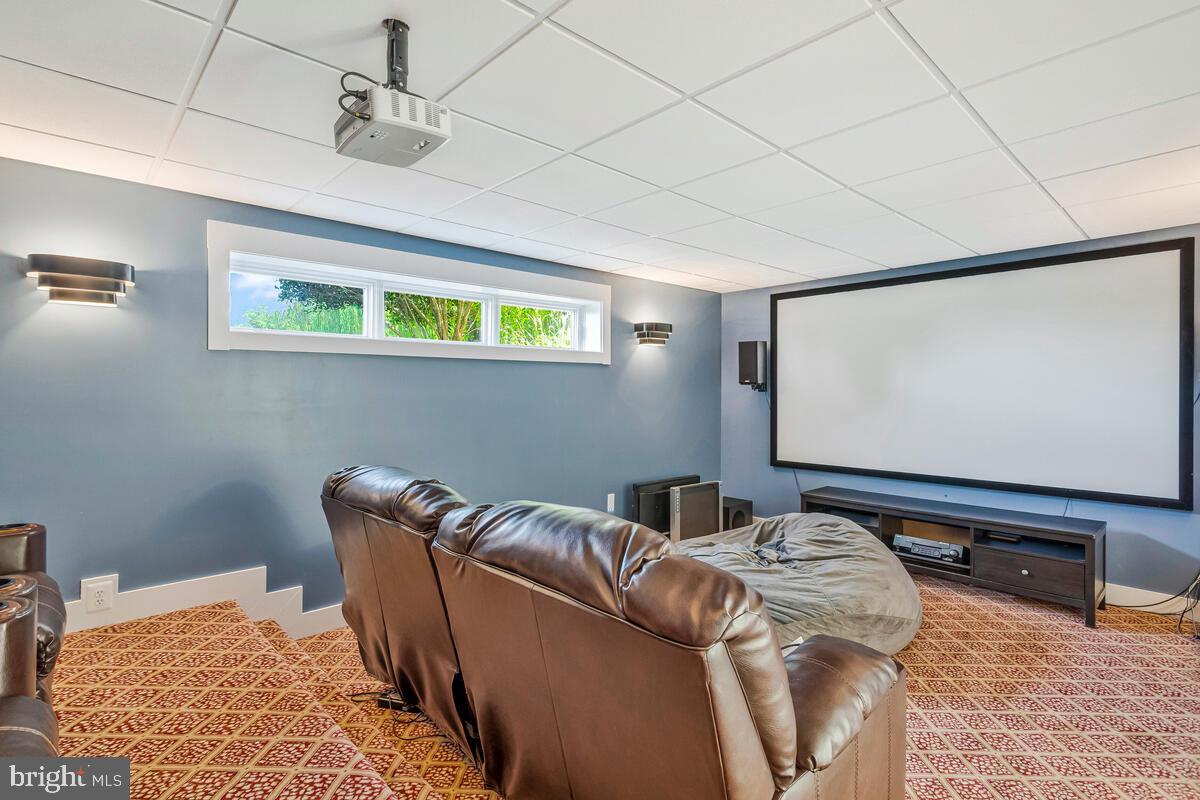 BAYVIEW MANOR ESTATES - Residential