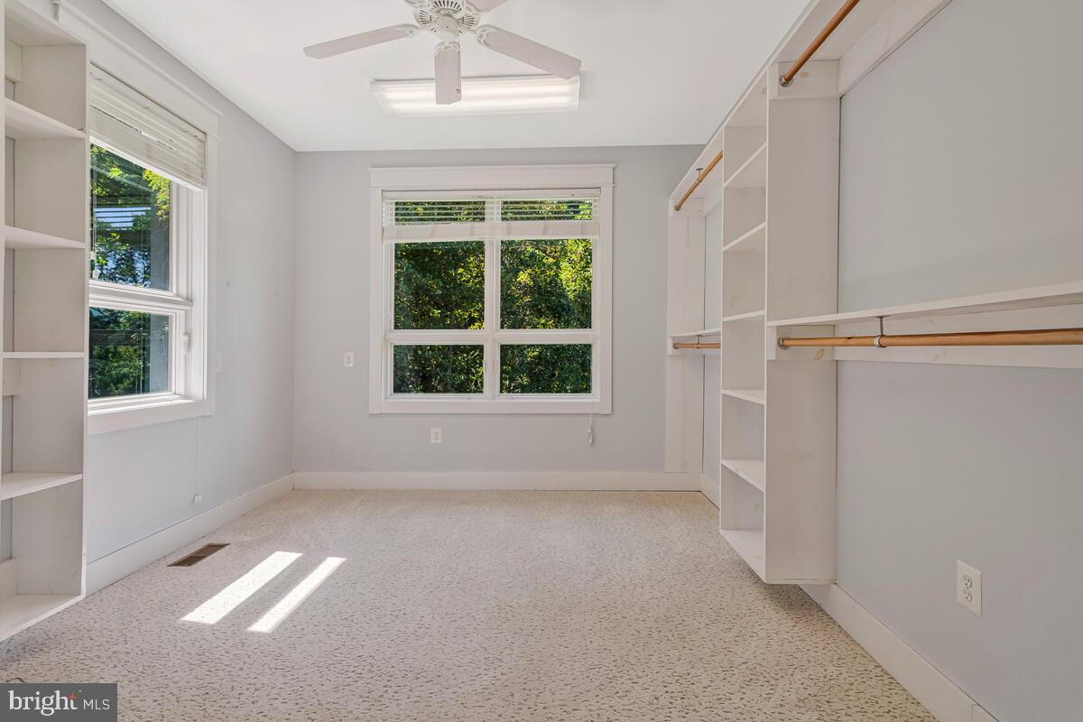 BAYVIEW MANOR ESTATES - Residential