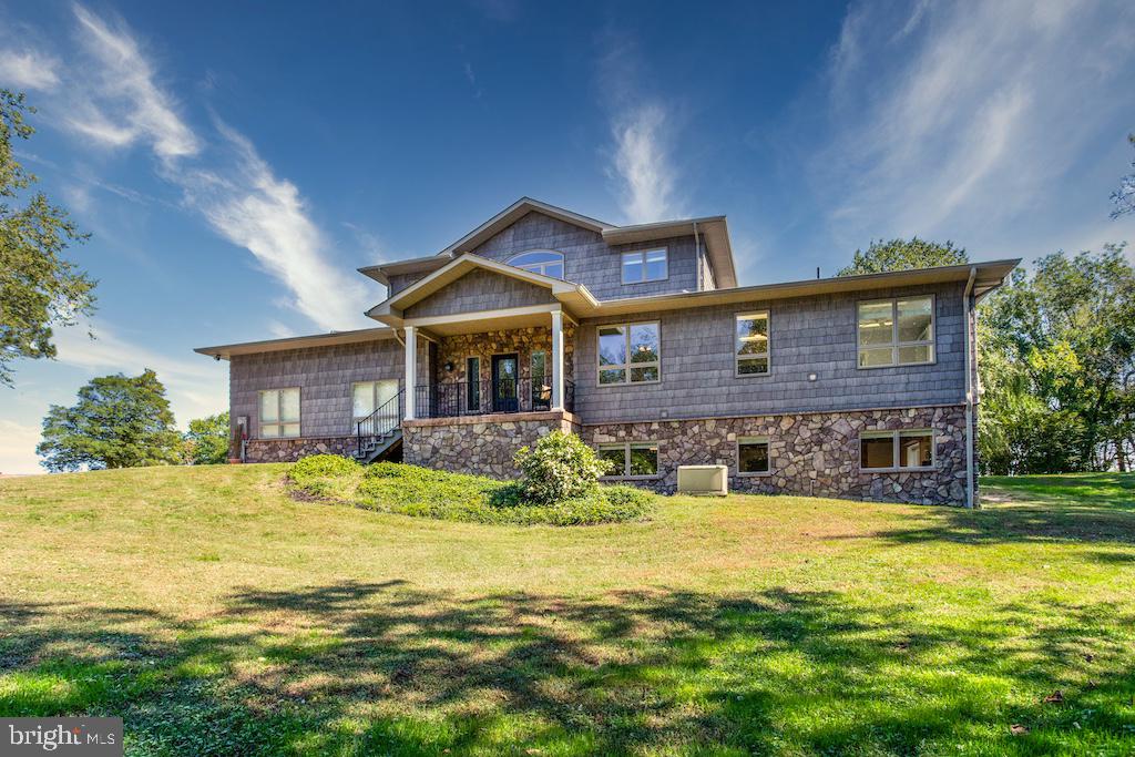 BAYVIEW MANOR ESTATES - Residential