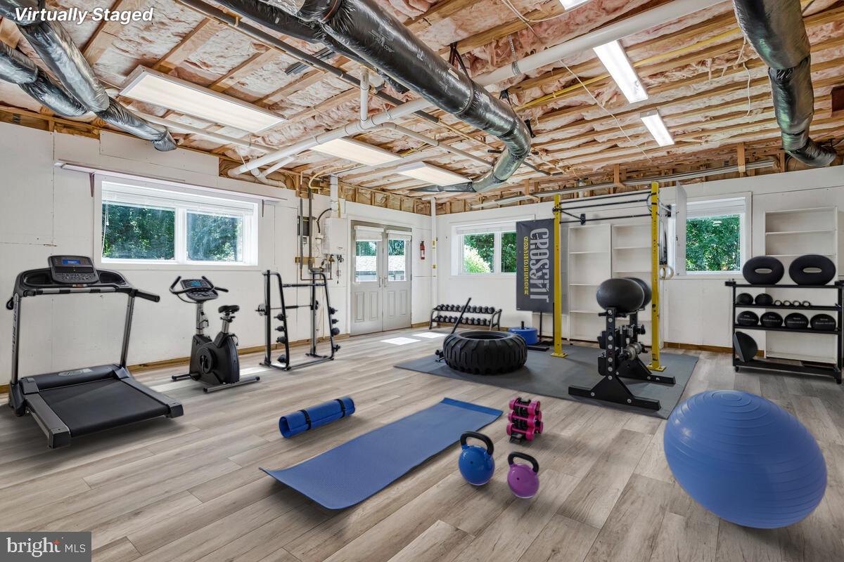 BAYVIEW MANOR ESTATES - Residential