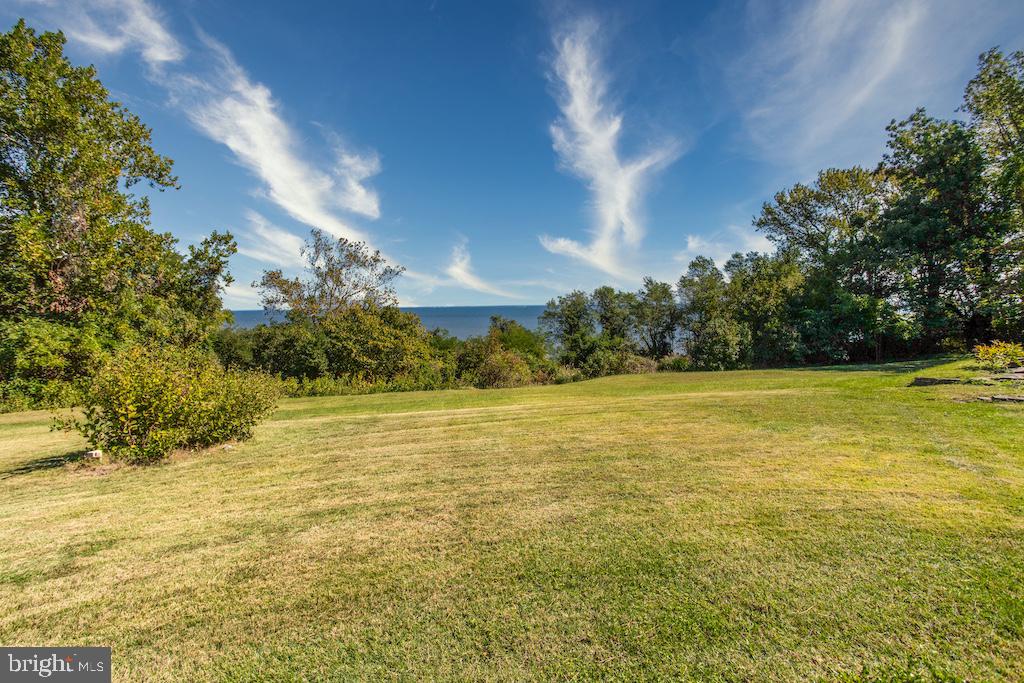 BAYVIEW MANOR ESTATES - Residential