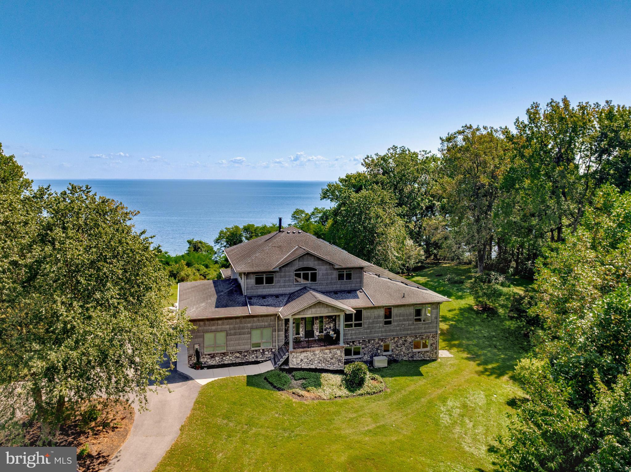 BAYVIEW MANOR ESTATES - Residential