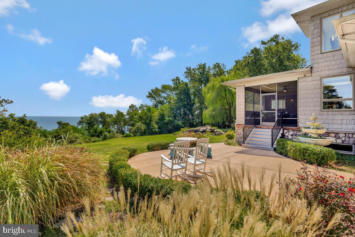 BAYVIEW MANOR ESTATES - Residential