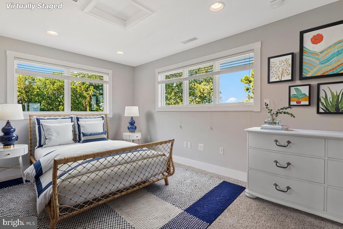 BAYVIEW MANOR ESTATES - Residential