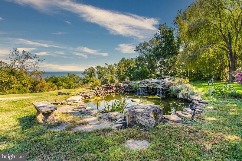 BAYVIEW MANOR ESTATES - Residential