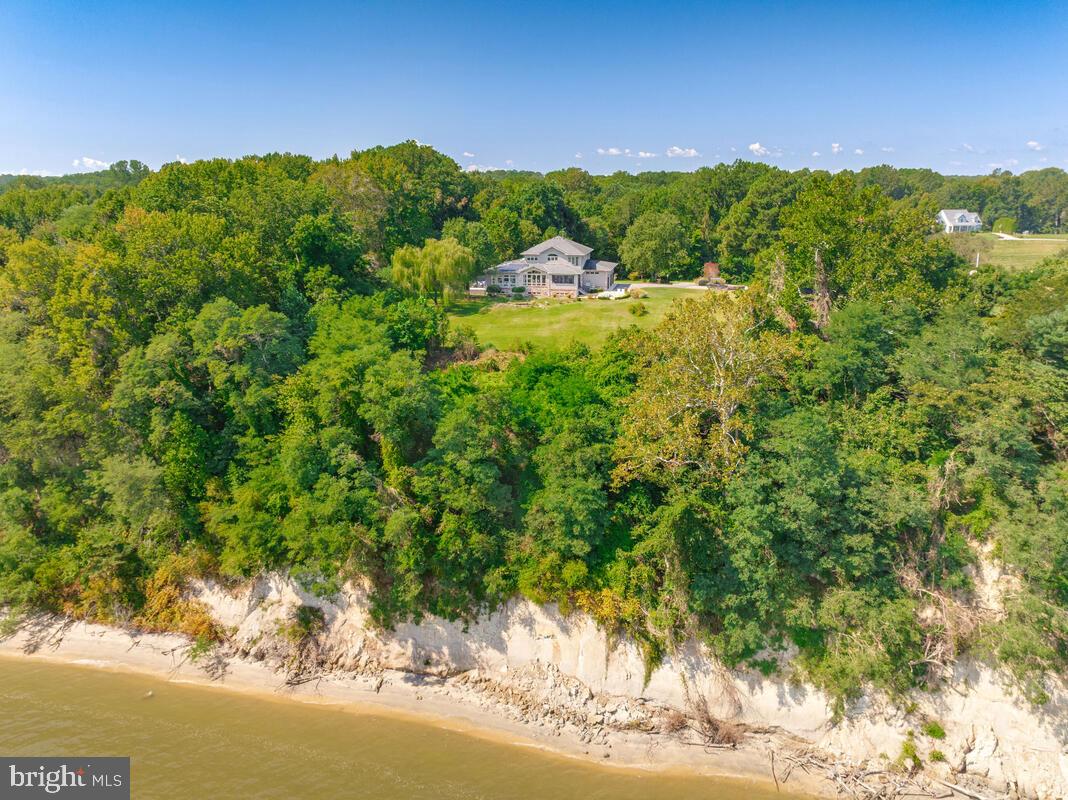 BAYVIEW MANOR ESTATES - Residential