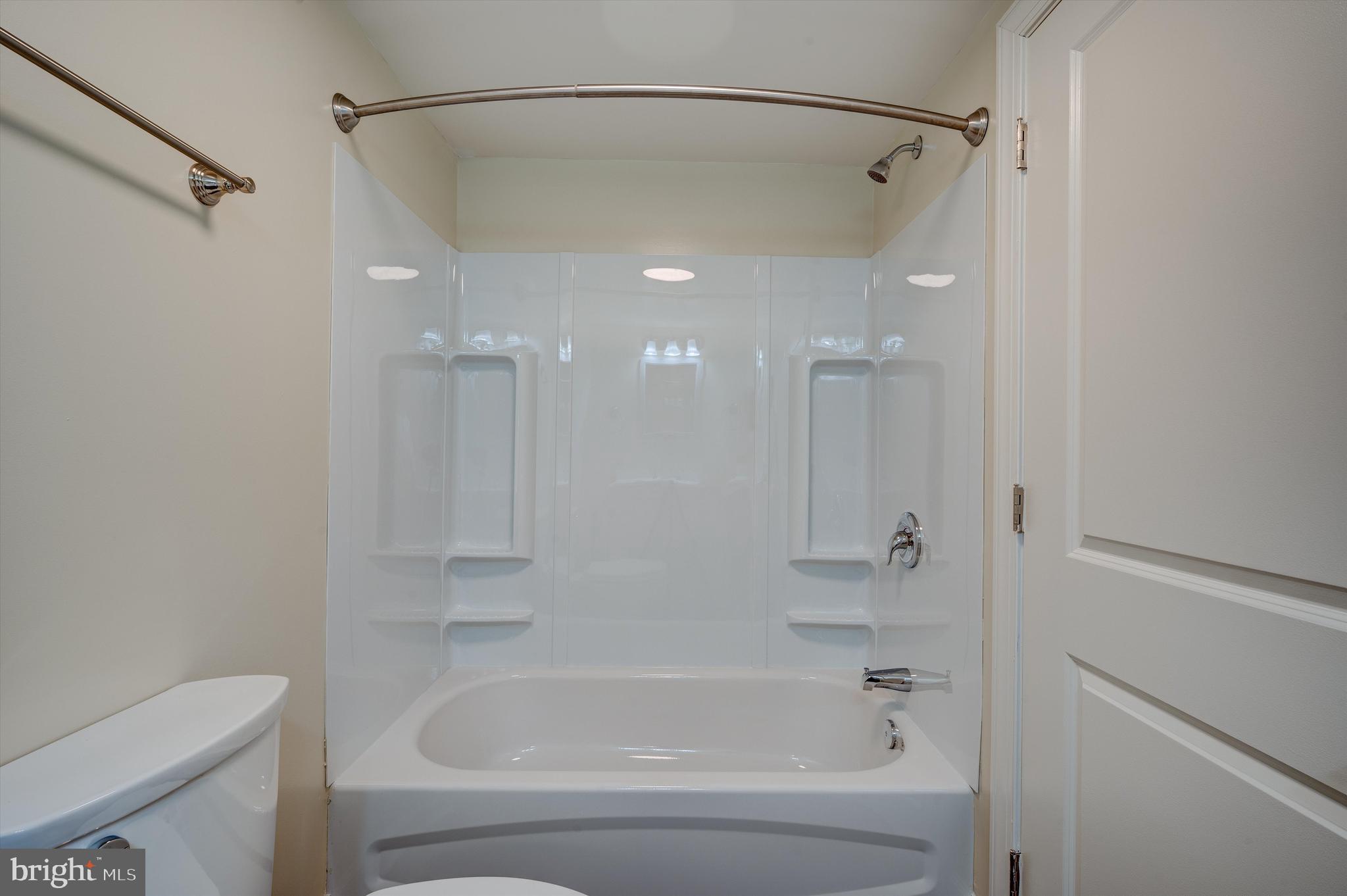 NORTH END - Residential Lease