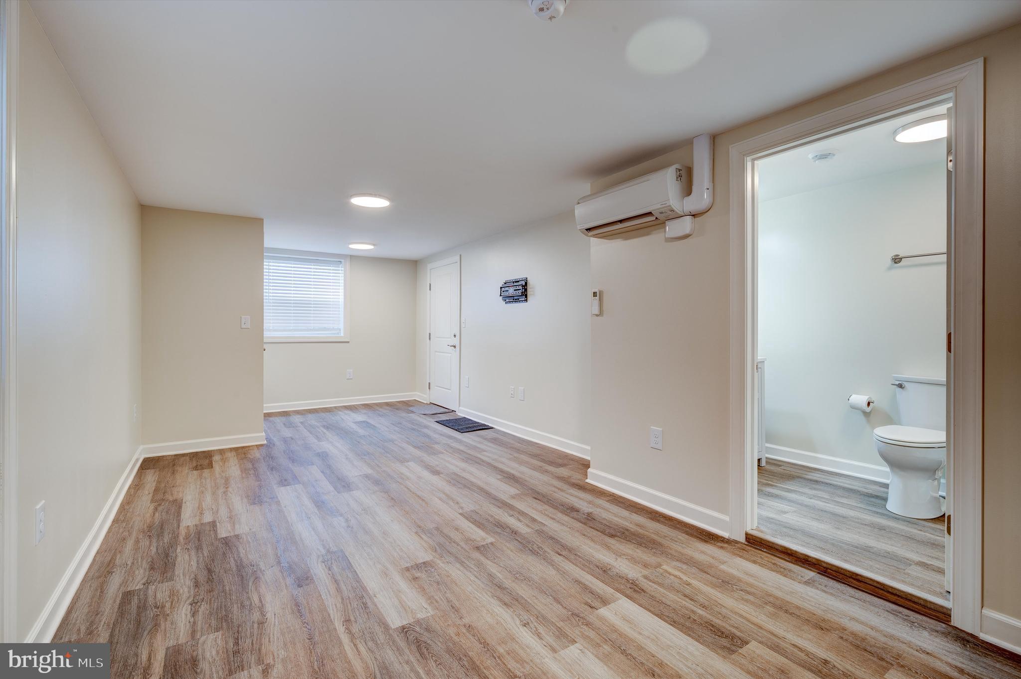 NORTH END - Residential Lease