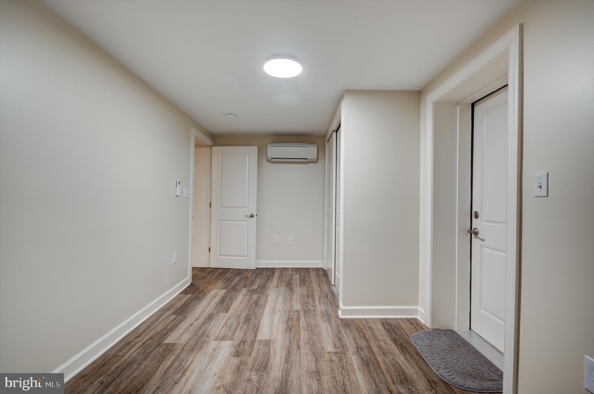 NORTH END - Residential Lease