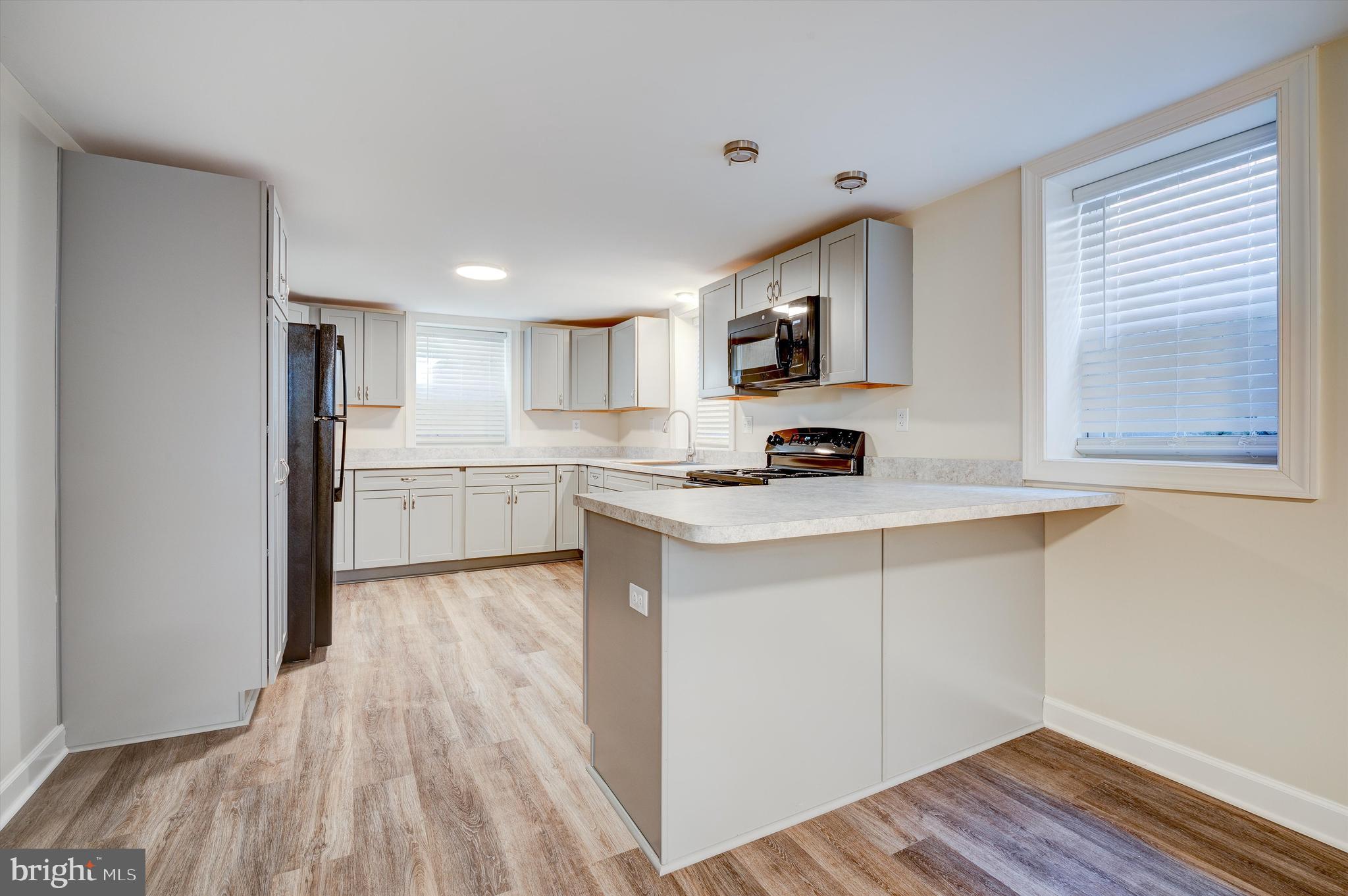 NORTH END - Residential Lease