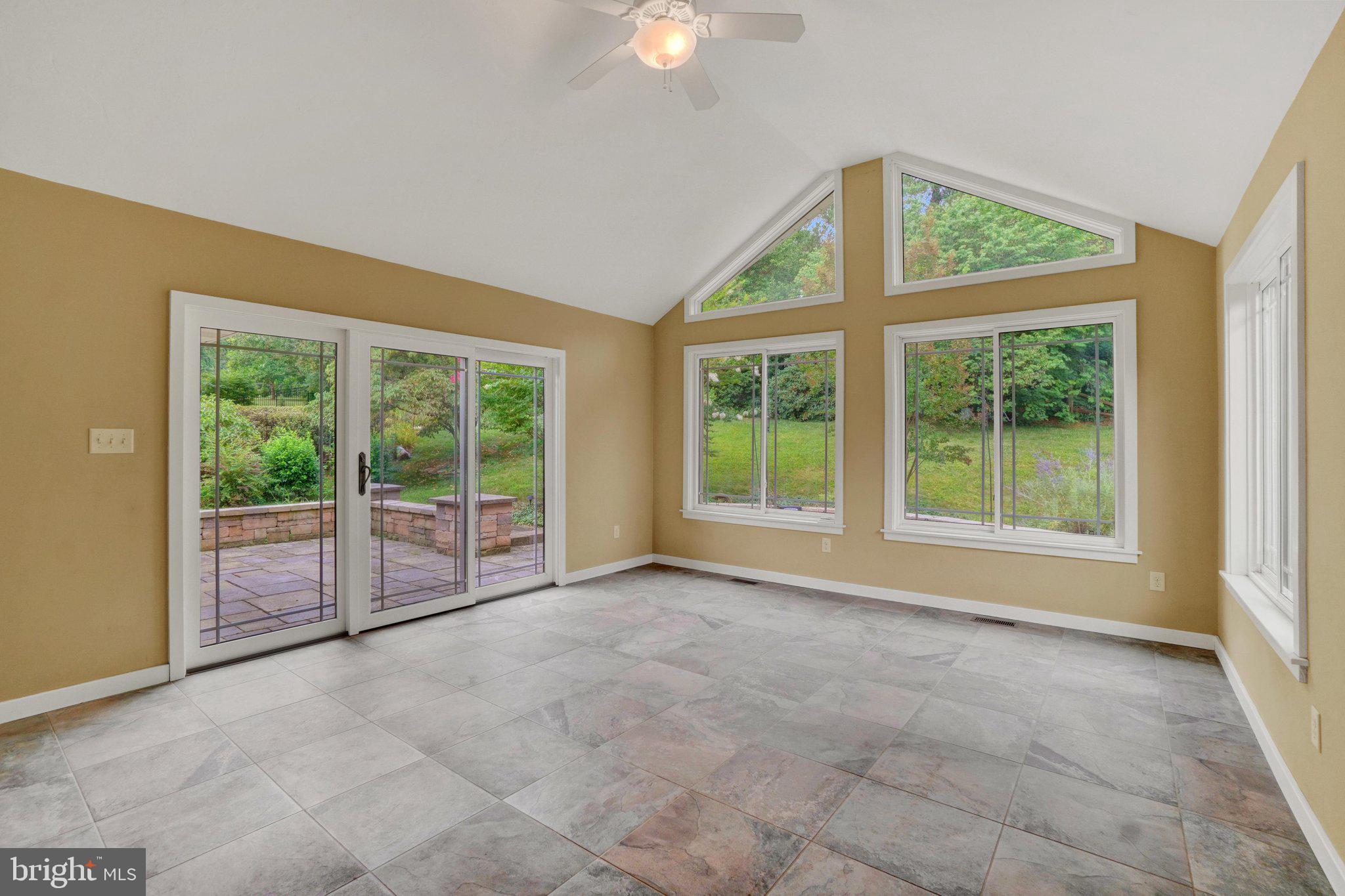 385 TRI HILL DRIVE
