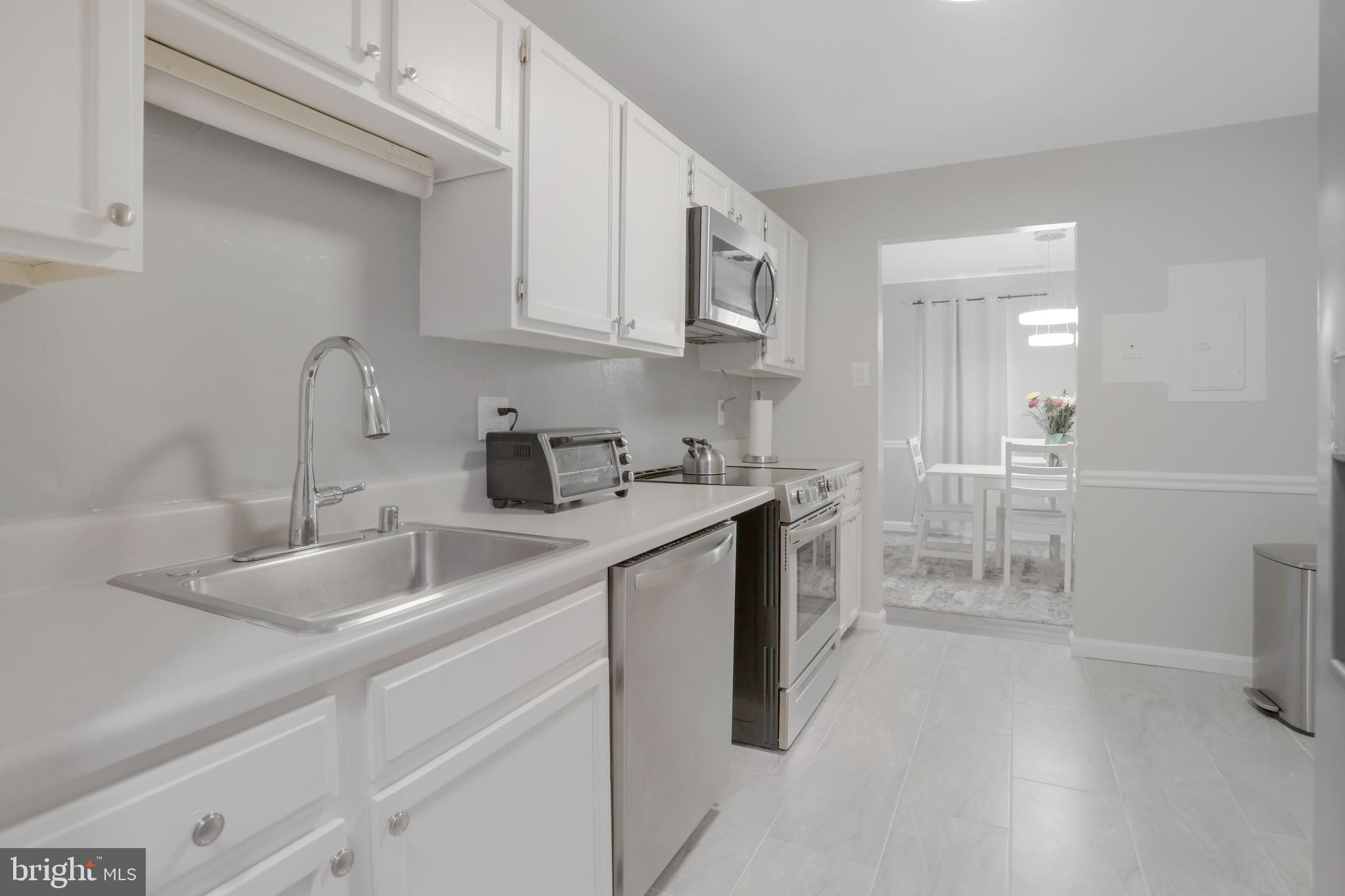 JEFFERSON MEWS - Residential