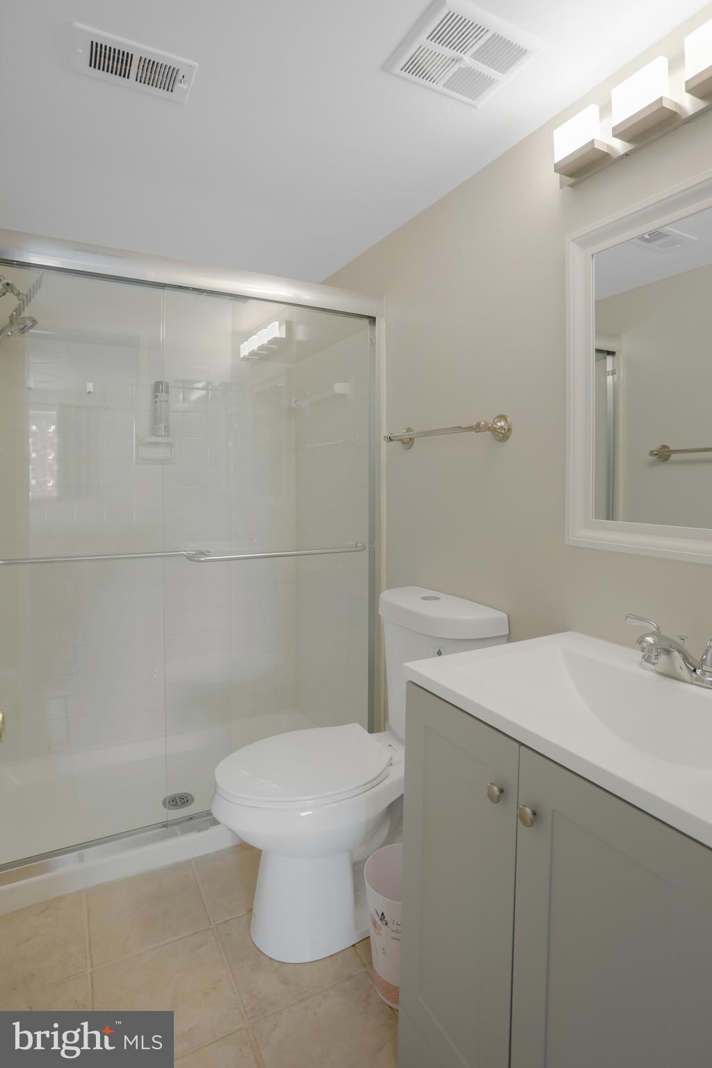 JEFFERSON MEWS - Residential