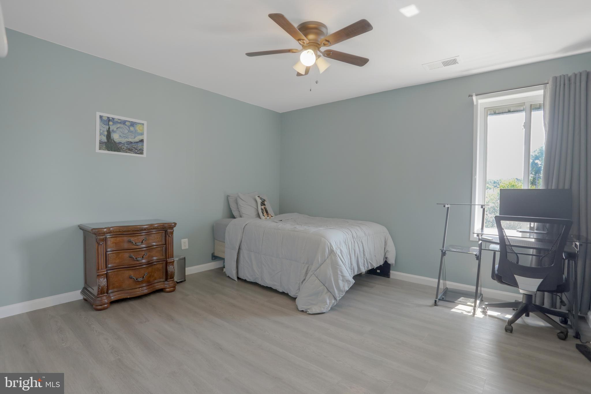 JEFFERSON MEWS - Residential