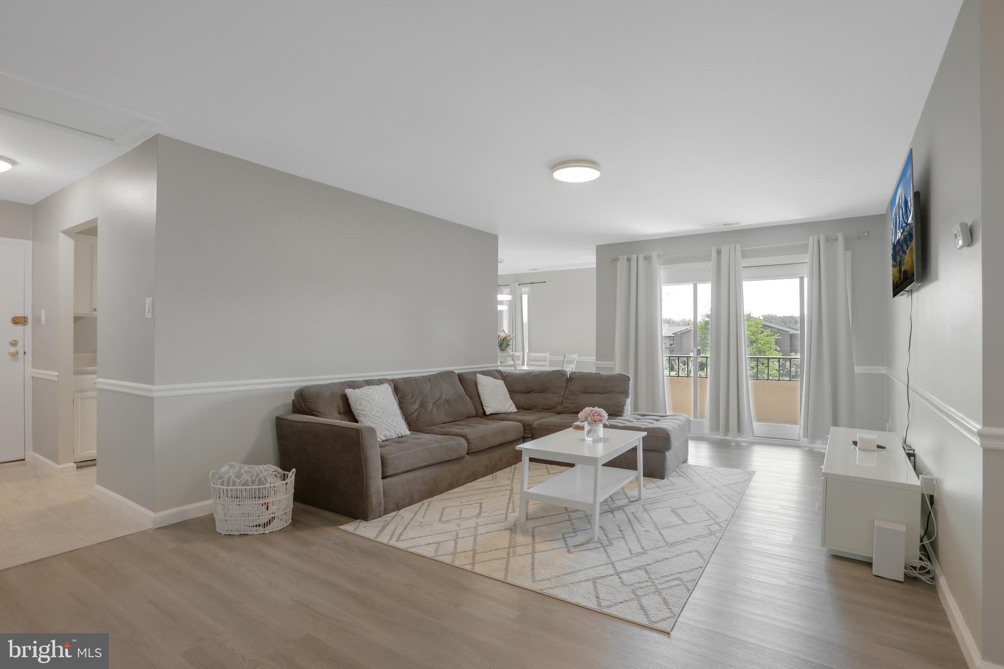 JEFFERSON MEWS - Residential