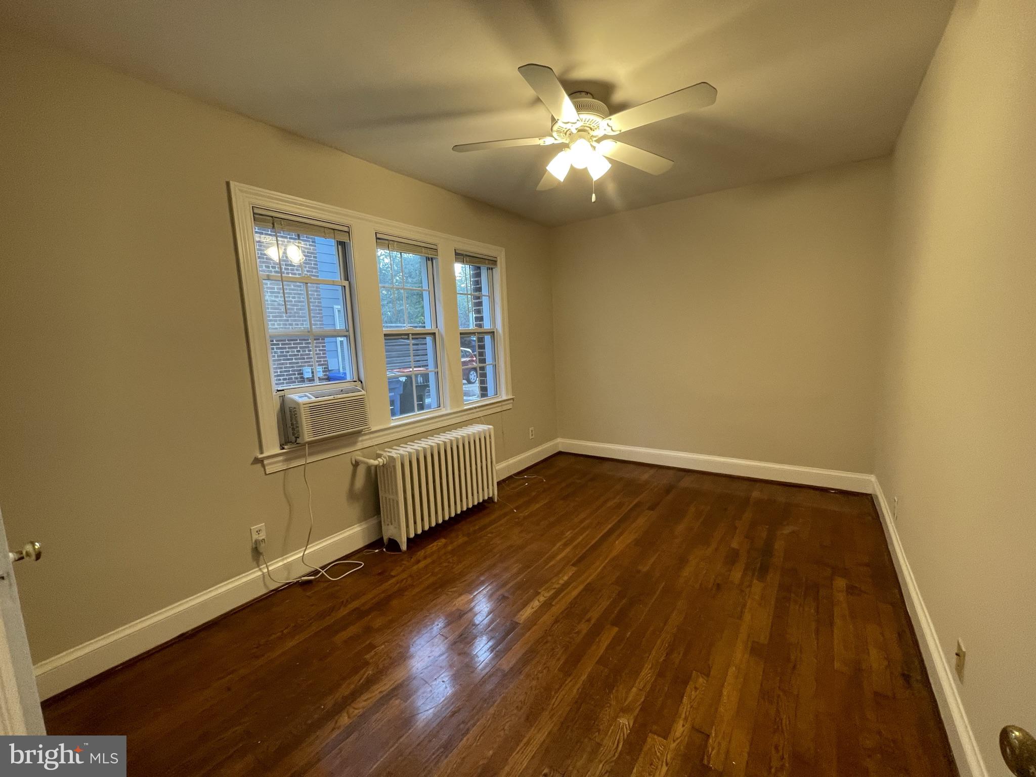 2229 40TH PLACE NW 1