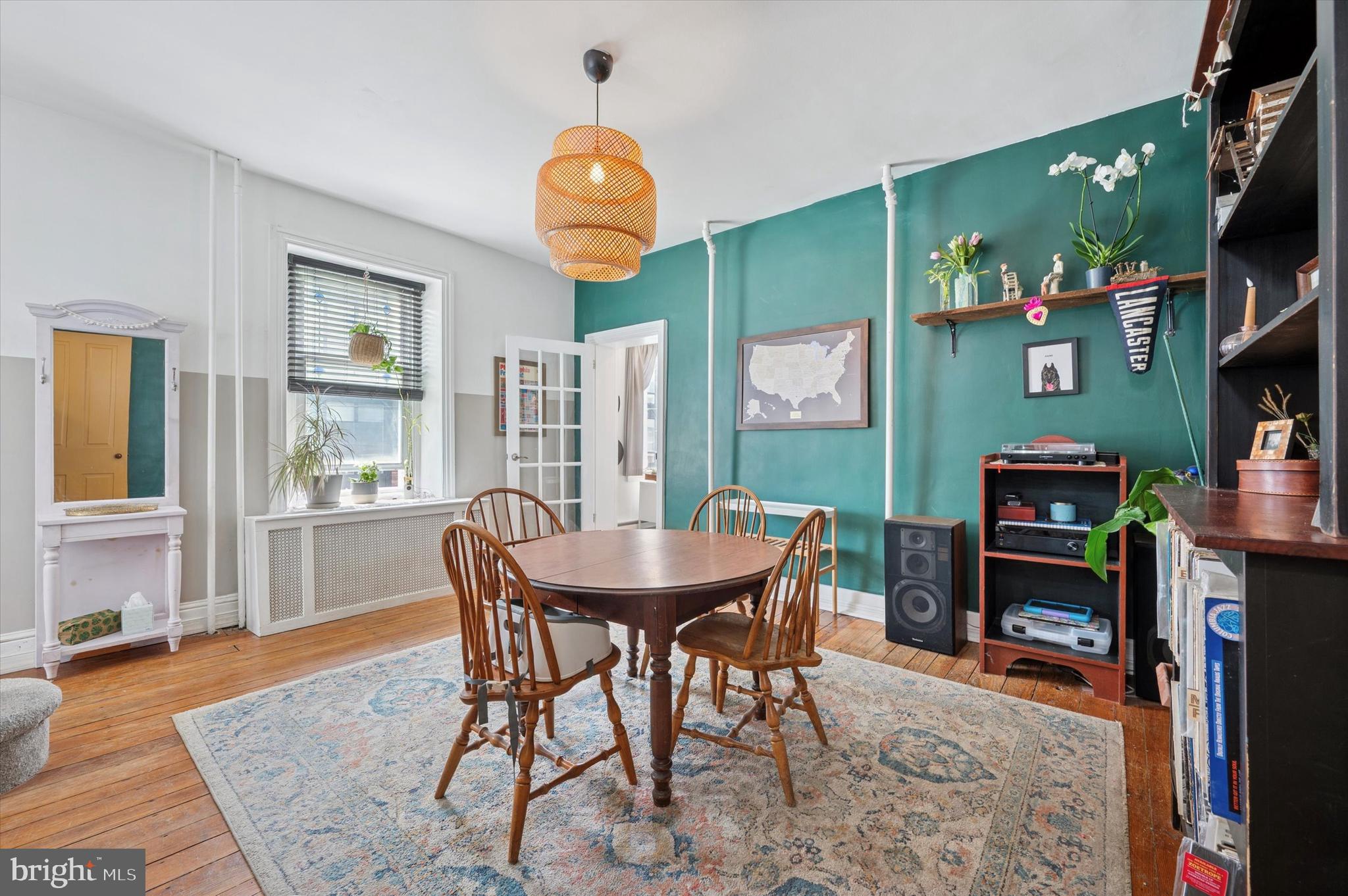 ROXBOROUGH - Residential