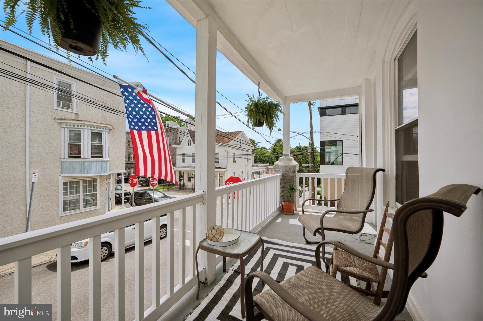 ROXBOROUGH - Residential